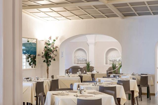 Restaurace