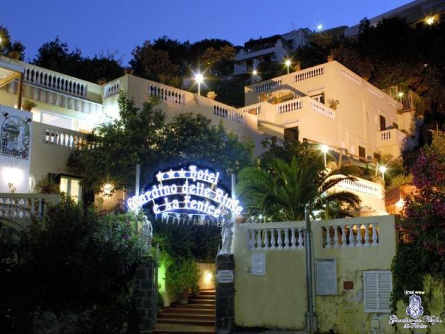 Giardino delle Ninfe e la Fenice