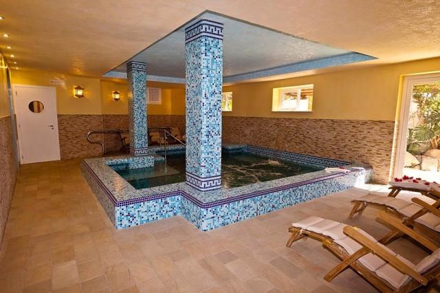 up piscina-interna-5