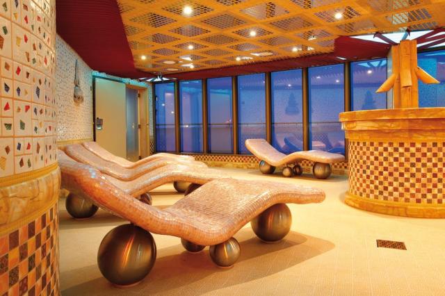 Zábava na lodi Costa Deliziosa