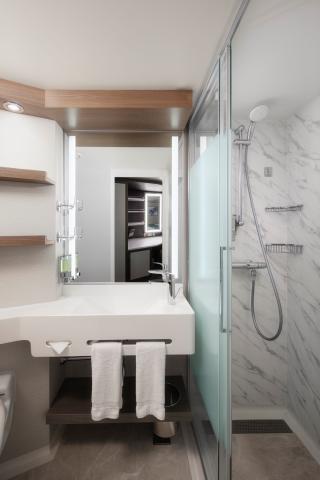 Kajuta s oknem Norwegian Pearl