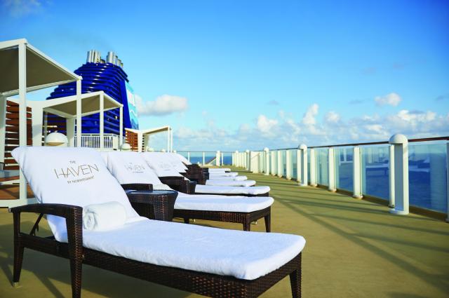 Zábava na lodi Norwegian Jade