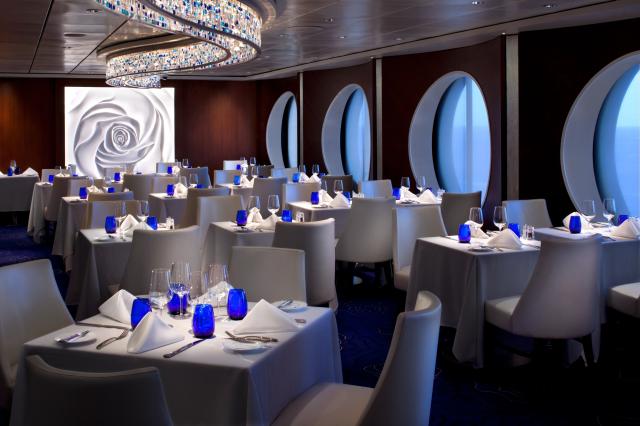 Zábava na lodi Celebrity Infinity