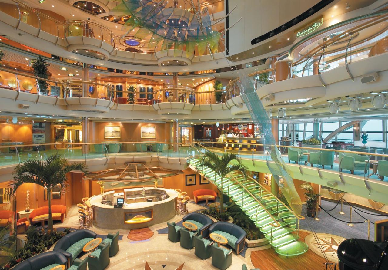 Zábava na lodi Serenade of the Seas