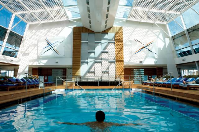 Zábava na lodi Celebrity Equinox