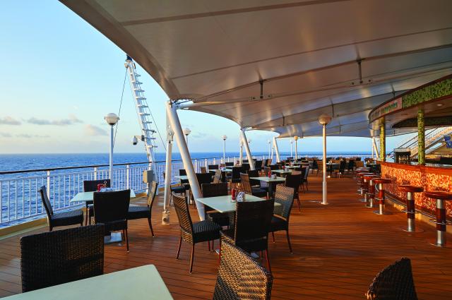 Zábava na lodi Norwegian Pearl