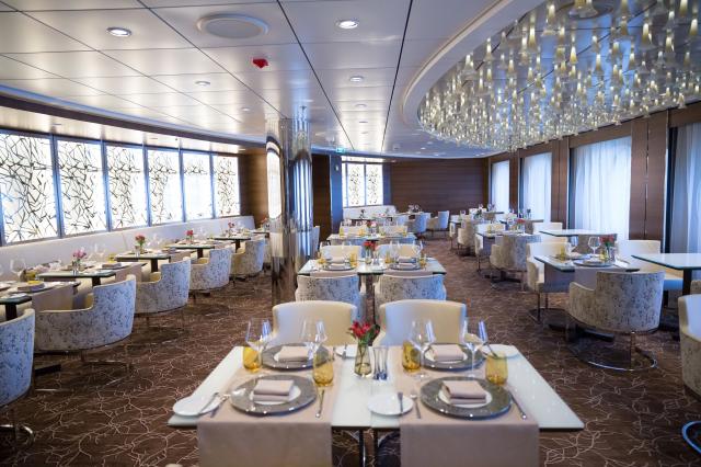 Zábava na lodi Celebrity Constellation