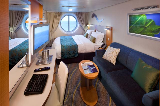 Kajuta s oknem Allure of the Seas