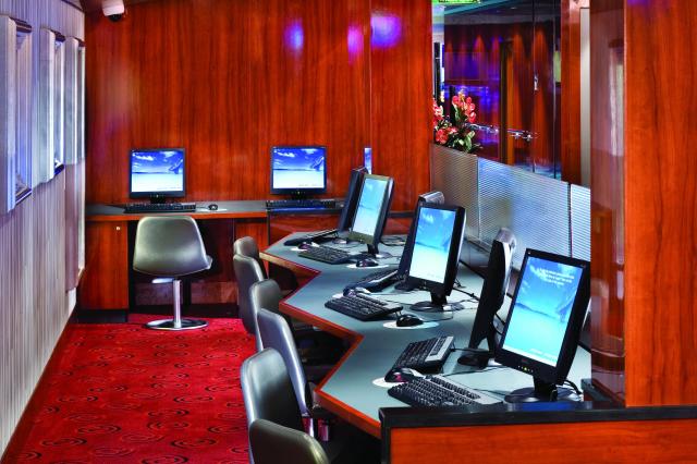 Zábava na lodi Norwegian Pearl