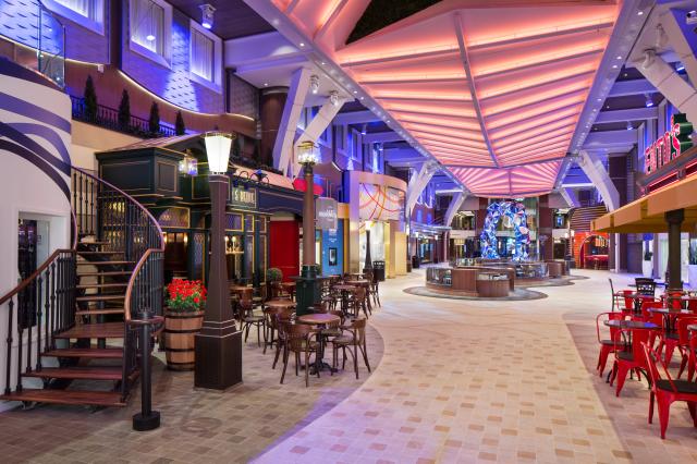 Zábava na lodi Symphony of the Seas