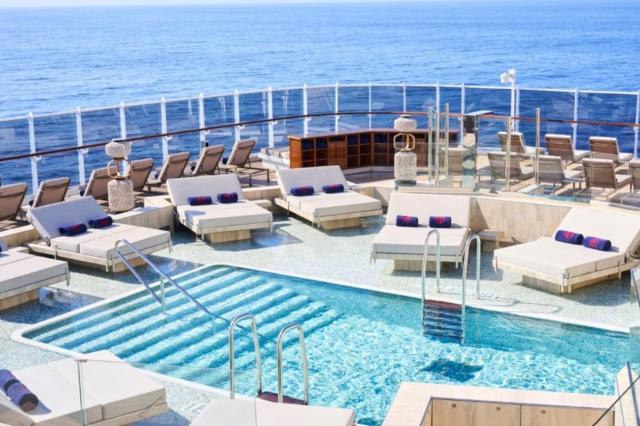 Zábava na lodi Explora IV