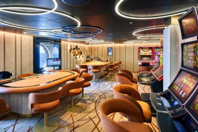 Zábava na lodi Explora IV