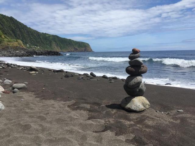 1200