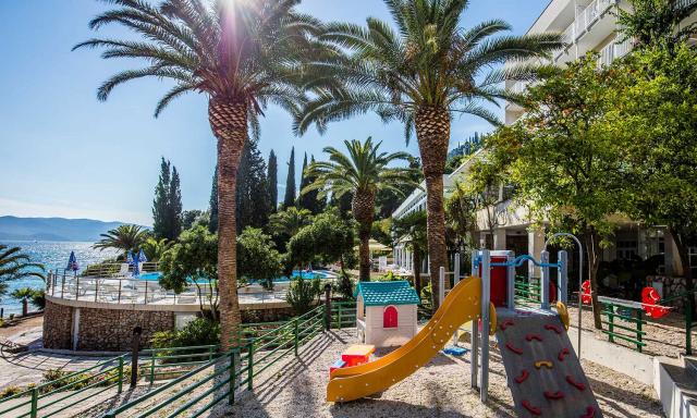 10 Hotel Orsan children playground