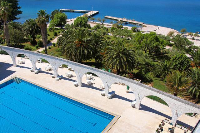06-arkada-hotel-pool-location_100077_o