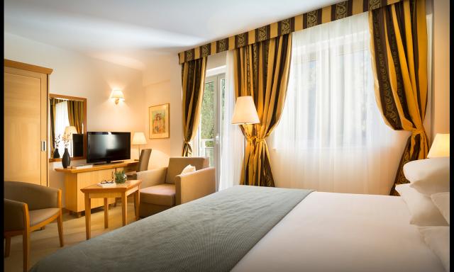 09 GRAND AZUR Comfort double room