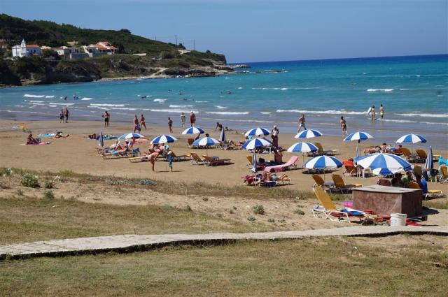 Agios Stefanos - pláž 1.jpg