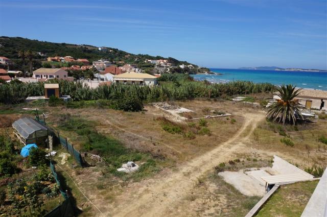 Hotel Athina San Stefano - boční výhled na moře.jpg