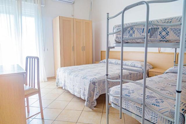 12 HOTEL BRUNA - CESENATICO.jpg