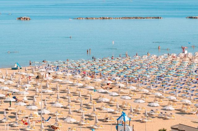 1 HOTEL BRUNA - CESENATICO.jpg