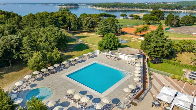 1721388469Arena-Hotel-Holiday_Beaches-Pools_23.jpg