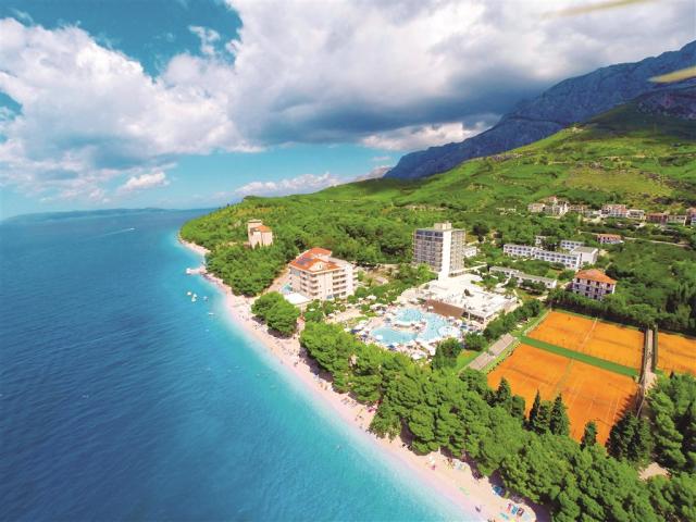 Tučepi_Neptun_aerial 11.jpg
