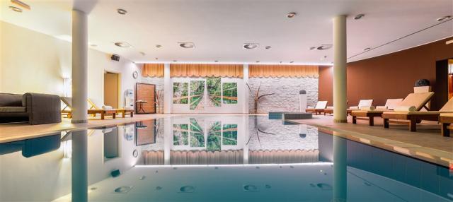 Swimming pool.jpg