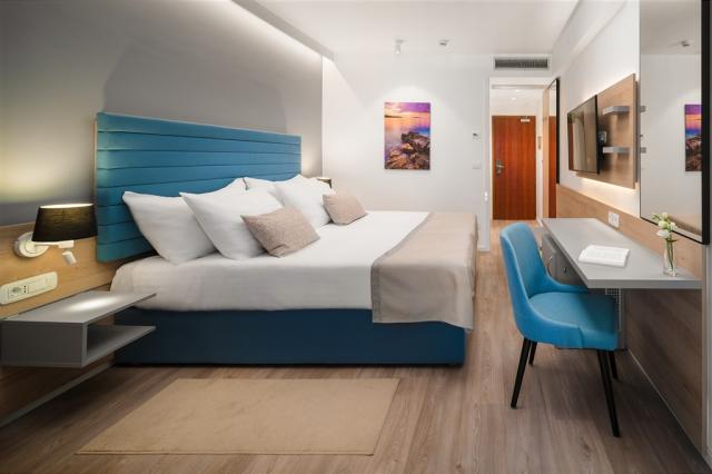 Valamar Meteor Hotel - Double Room Seaside_01 (4212) [original]