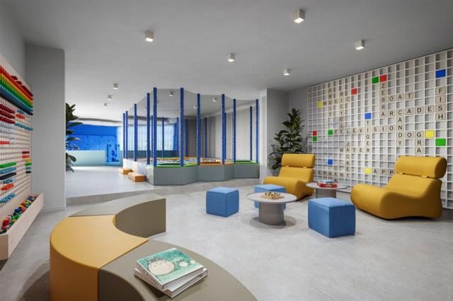 viz_koralj_sunny_hotel_family_play_lounge_01.jpg