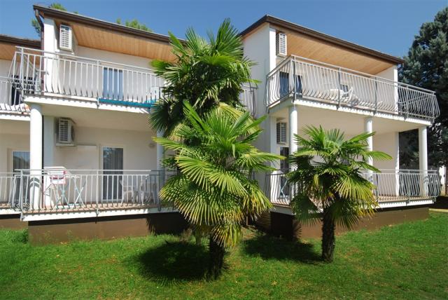 ResortAiPini_Exterior (1).JPG
