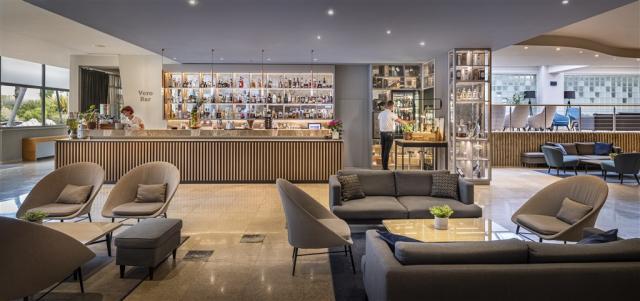 1627301779_Valamar_Diamant_Hotel_Vero_Bar_01.jpg