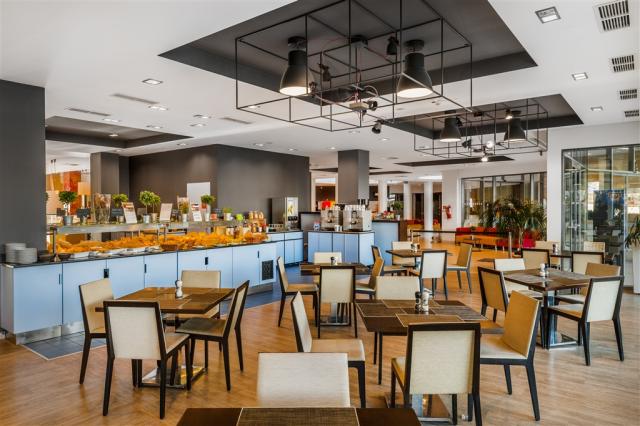 Maďarsko-Sárvár-restaurace Family Lunch.jpg