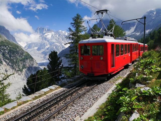 shutterstock_1695672241.jpg
