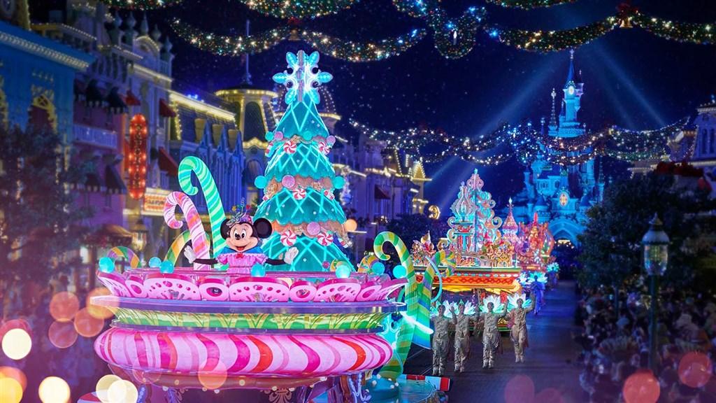 DISNEYLAND a Paříž v adventu