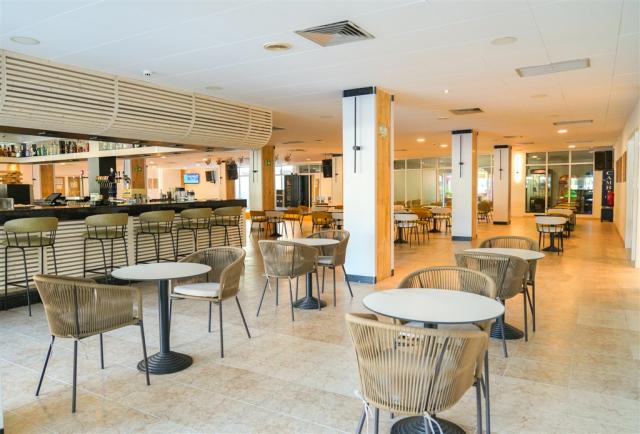 9_Amatista_lobby bar