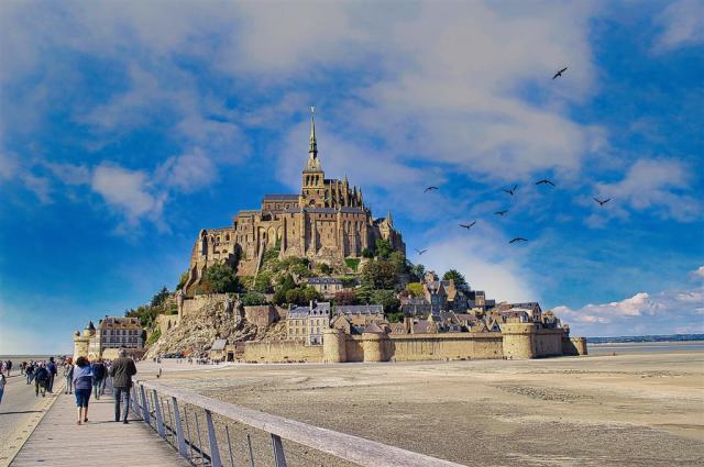 mont-saint-michel-6693378_1920.jpg