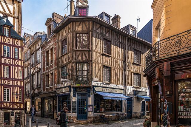 rouen-4557133_1920.jpg