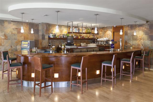 5_Lounge bar1.jpg