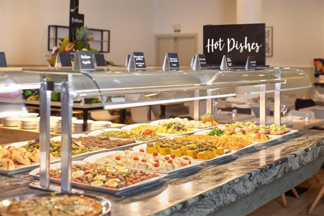 4_2_Buffet1.jpg