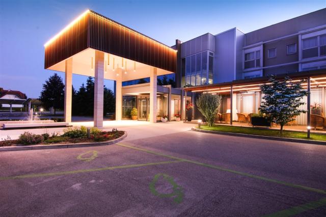 Hotel Vivat.jpg