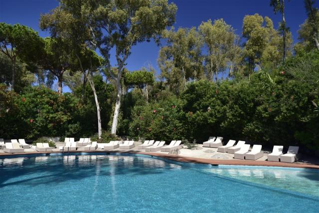 Piscina (2) (1).jpg