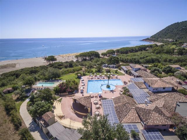 panoramico resort perdepera.jpg
