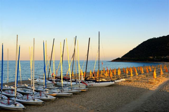 Spiaggia Perdepera all´alba.jpg