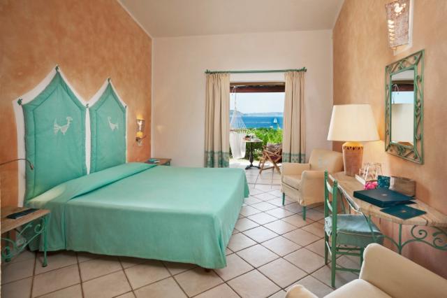 resort-valle-dell-erica-gallery-camere-standard-santa-teresa-ga