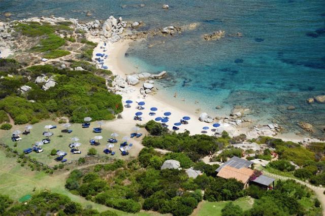 resort-valle-dell-erica_gallery_spiaggia-alto-1.jpg