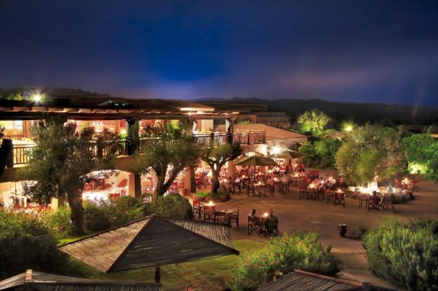 resort-valle-dell-erica-gallery-servizi-hotel-lusso-sardegna.jp