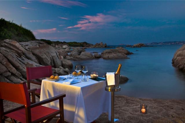 resort-valle-dell-erica-gallery-ristoranti-sulla-spiaggia-li-zi