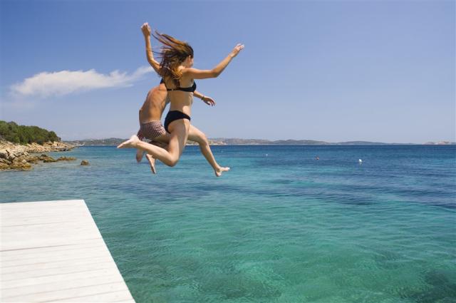 CAPO_DORSO_21_Orso_solarium_salto_coppiaRGB.jpg