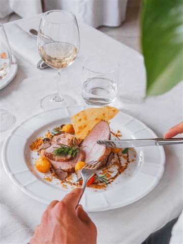 Lepre_social_food_arrosto_tartufo_RGB_NG.jpg