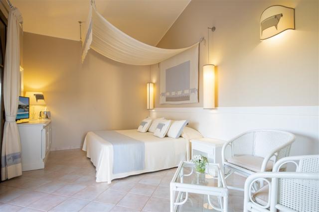 Hotel_Baia_di_Nora_Comfort_Garden-View (4).jpg